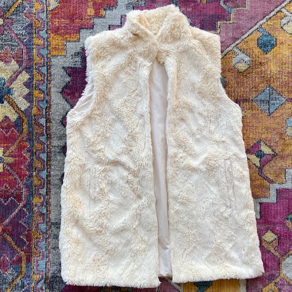 Jack by BB Dakota faux fur vest
